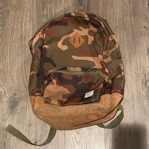 Herschel supply camo backpack